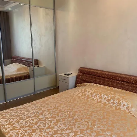 Apartment Vtoraya Zhemchuzhina